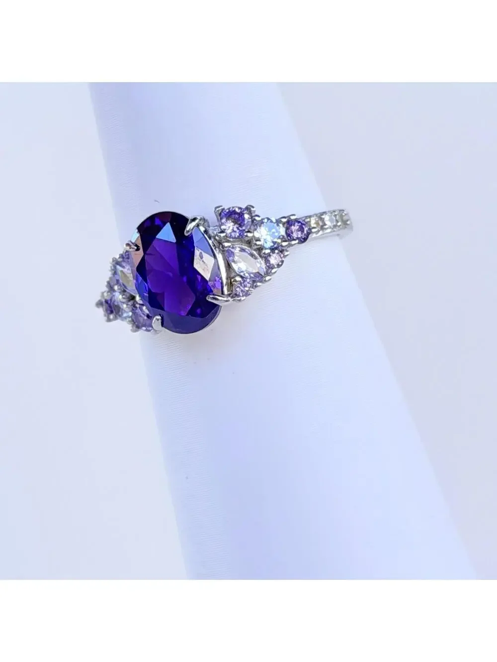 Bomb Party Sterling Club Ring Sz 8 Gradient of Amethyst on .925 Sterling Silver